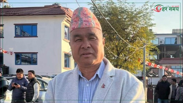 ओखलढुंगामा एमाले उम्मेदवार अस्मितालाई समर्थन गर्दै सिताराम गुरुङले छाडे पार्टी