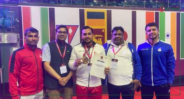 दिल्लीमा सम्पन्न कुस्ती प्रतियोगितामा नेपालका सुरेश चुनाराले जिते कास्य पदक
