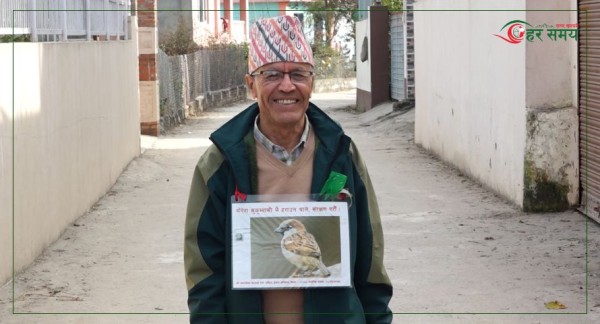 कीर्तिपुरका ‘भँगेरा बाजे’ : जो घर घरमा भँगेराको वासस्थान निर्माणमा सक्रिय छन्