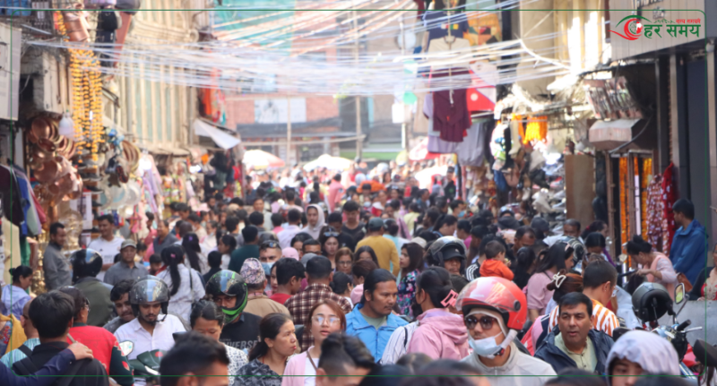 तिहारको किनमेलले व्यस्त असन (फोटो फिचर)