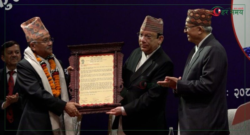 पूर्व प्रधानन्यायाधीश कल्याण श्रेष्ठ ‘हेमबहादुर मल्ल सम्मान’ले सम्मानित (भिडियोसहित)