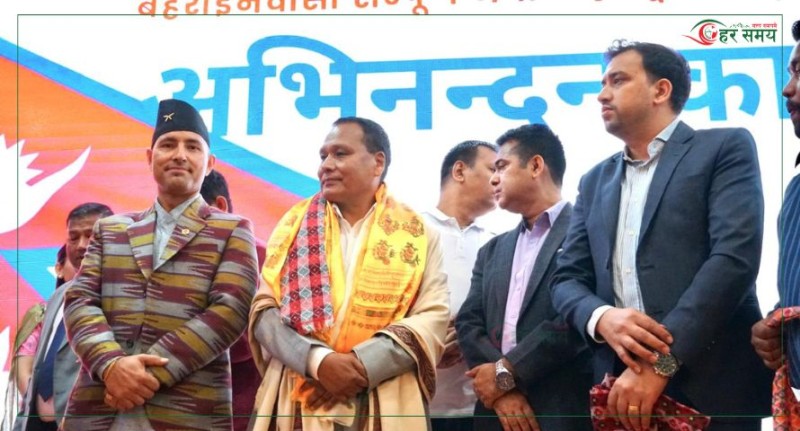 खाडी देशको भ्रमणमा रहेका कुलमानले भने : म कुनै पार्टीको झन्डा लिएर आएको होइन् (भिडियोसहित)