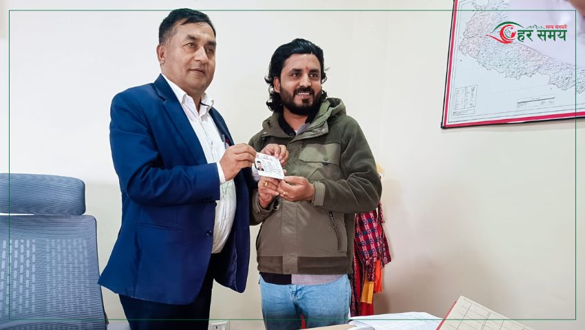 सर्लाहीमा पहिलो पटक आमाको नामबाट नागरिकता वितरण