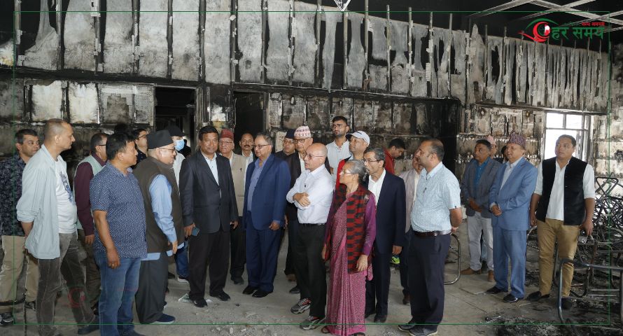 एमाले नेताहरूद्वारा कांग्रेस पार्टी कार्यालय अवलोकन