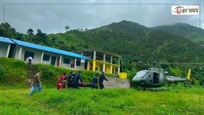 जटिल प्रसूति समस्यापछि आमा र नवजात शिशुको हवाई उद्धार