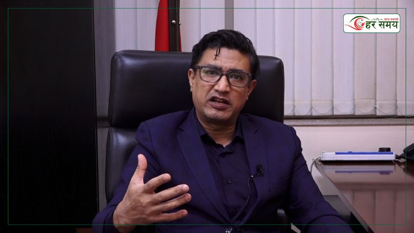 कम्मर दुखाइ र नसा च्यापिने समस्या: अधिकांश बिरामीलाई शल्यक्रिया आवश्यक पर्दैन : डा. विनोद विजुक्छे [भिडियोसहित]