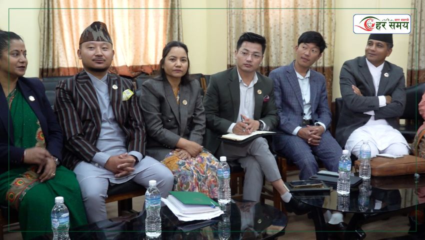 प्रधानमन्त्रीको अभिव्यक्तिविरुद्ध विपक्षी दलहरु एक ठाउँमा, माफी माग्नुपर्ने माग