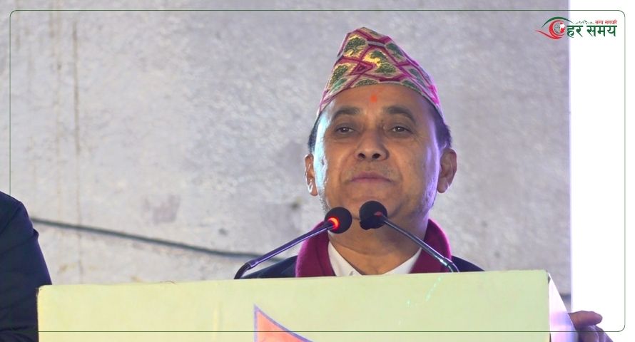 निष्कासनमा परेका महामन्त्री शर्मा भन्छन् – महामन्त्रीको पद बिहानै त्यागिसके