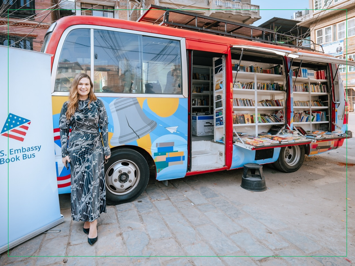 Book-Bus-1-1737253497.png