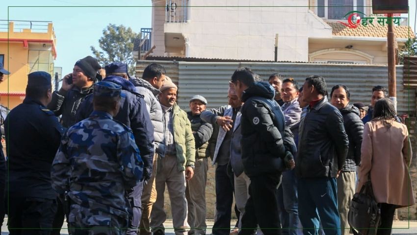 कांग्रेस केन्द्रीय कार्यालय परिसरमा लफडा, नेताहरुलाई गेटमै रोक्ने प्रयास