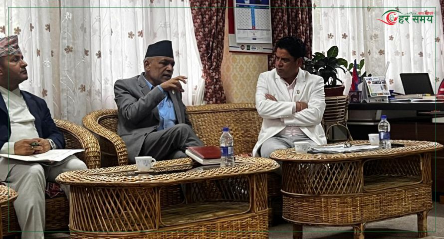 किसानको चैते धानले उचित मुल्य नपाएको गुनासोपछि दुई मन्त्री एक ठाउँमा