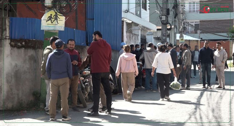 सेयर बजारका लगानीकर्ताहरु आन्दोलित