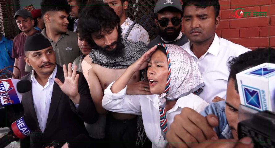 जेनजी आन्दोलनका घाइतेहरूले बुझाए गृहमन्त्रीलाई ज्ञापन [भिडियोसहित]