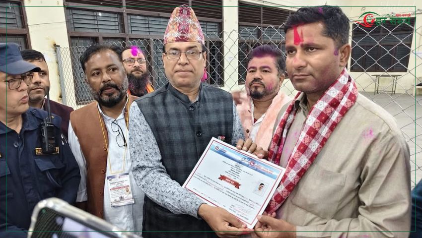 बाँके २ माबाट एमालेले खाता खोल्यो,  मोहम्मद इश्त्यिाक राई निर्वाचित