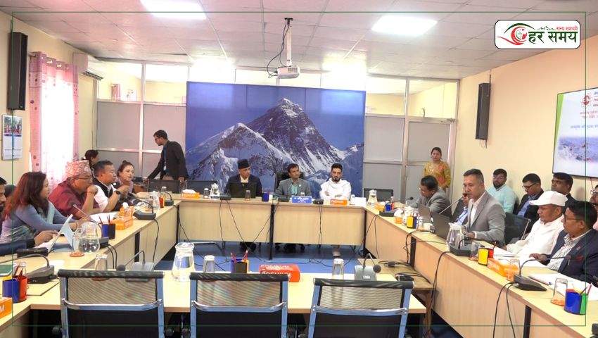 निर्माण क्षेत्रको संकटबारे मन्त्रीहरूको जवाफ : ‘आयोजना नरोक्नुहोस्, मूल्य समायोजन गर्छौं’