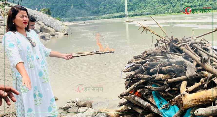 मेयर शाहीले गरिन् बेवारिसे शवको अन्त्येष्टि (भिडियोसहित)
