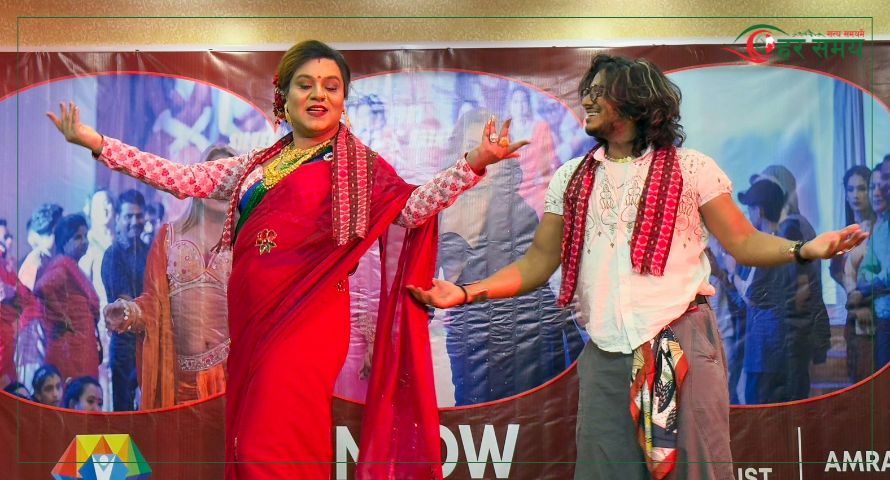 तीजमा नाजिर हुसेन नाचे लैङ्गिक तथा यौनिक अल्पसङ्ख्यकहरूसँग