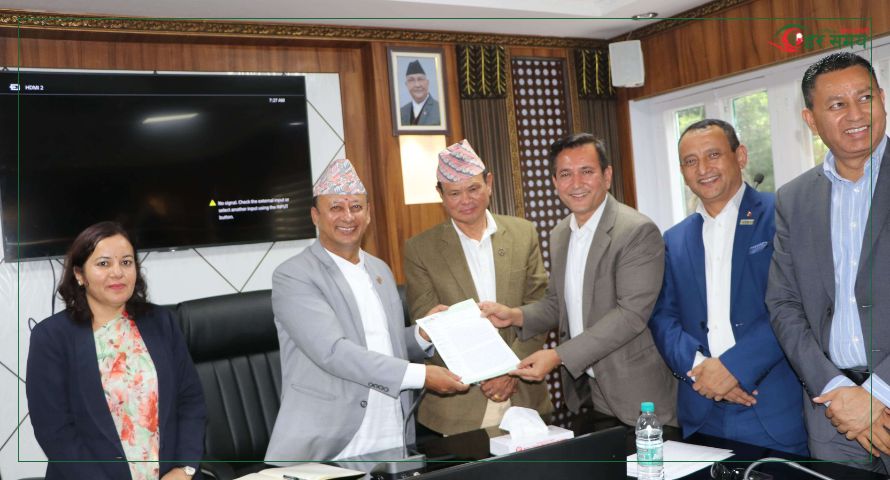 इप्पानको टोलीसँग ऊर्जामन्त्री खड्काले भने :‘ऊर्जा क्षेत्रको समस्या समाधानमा सरकार प्रतिबद्ध छ’