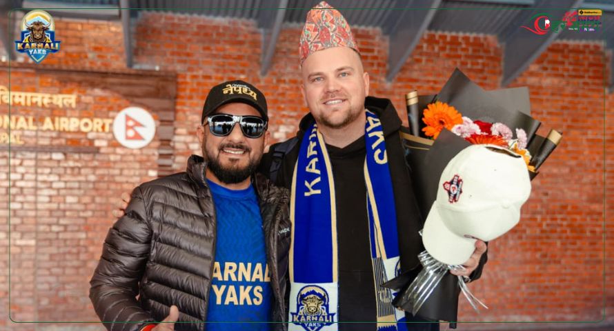 कर्णालीबाट खेल्न मार्क वाट नेपाल आइपुगे