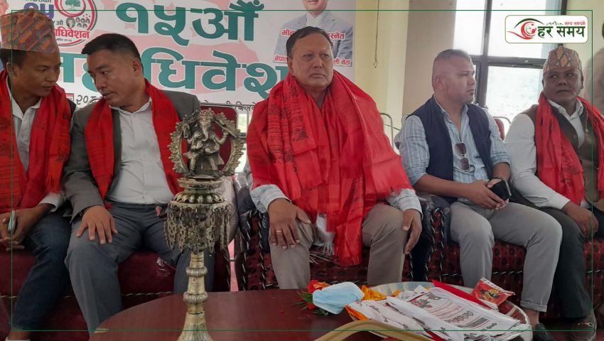 गगन थापाको महत्त्वाकांक्षाका कारण पार्टी कमजोर : पूर्वमन्त्री बस्नेत
