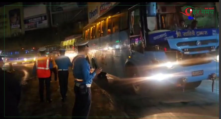 नागढुङ्गा सहितका नाकाहरूमा ट्राफिक प्रहरीको माइकिङ