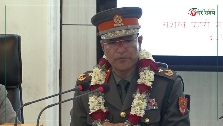 दर्ज्यानी चिन्ह ग्रहण गर्दै महानिरीक्षक पौडेलले भने : नागरिक सुरक्षाप्रति मेरो निष्ठा सँधै अटल रहनेछ