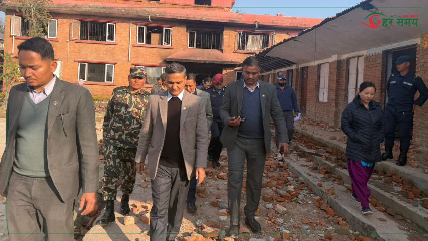 गृहमन्त्रीले गरे भक्तपुरको दुई वटा निर्वाचन कार्यालयको निरीक्षण, सुधार गृह पनि पुगे