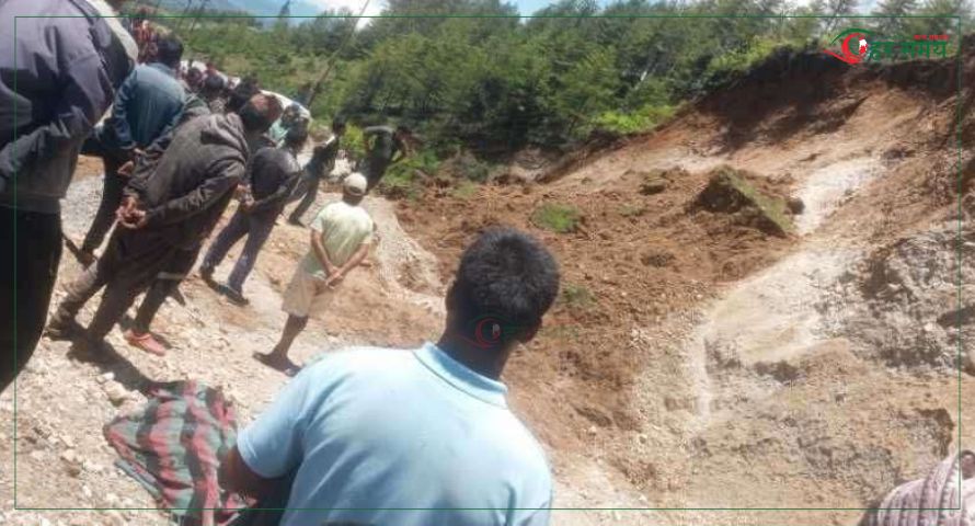गिट्टी कुट्दै गरेकी जानुको पहिरोले लियो ज्यान