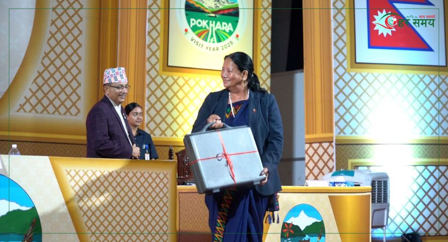 पोखरा महानगरको १७औं नगरसभा प्रारम्भ, ८ अर्ब ३५ करोड बजेट सार्वजनिक [भिडियो]