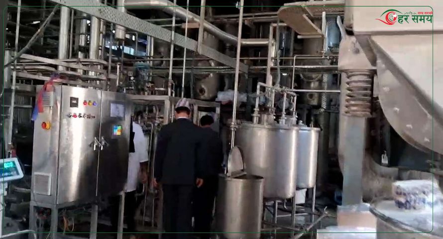 बागमतीको धुलो दूध कारखानाको भविष्यमाथि प्रश्न, मन्त्री पौडेलले गरे अनुगमन