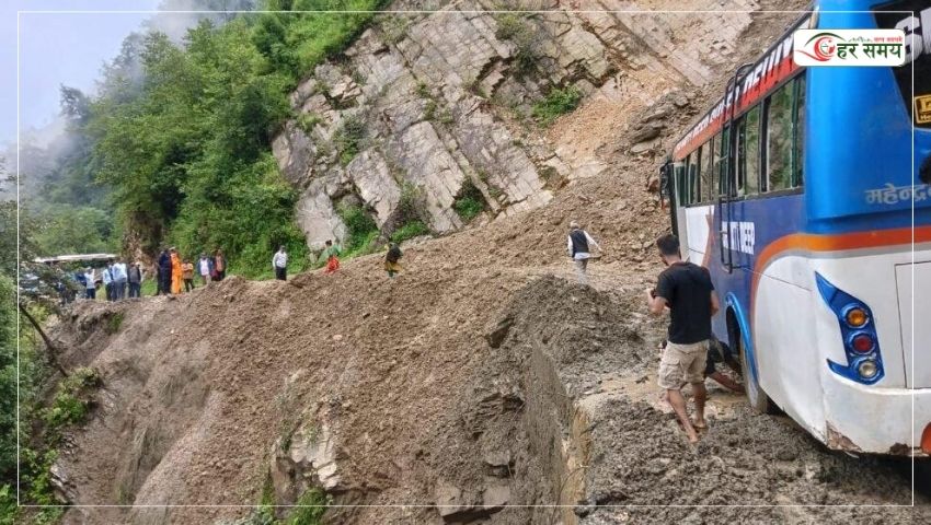 नागढुंगानजिकै पृथ्वी राजमार्ग भासियो, ठूला सवारी सुरुङमार्गबाट पठाइँदै
