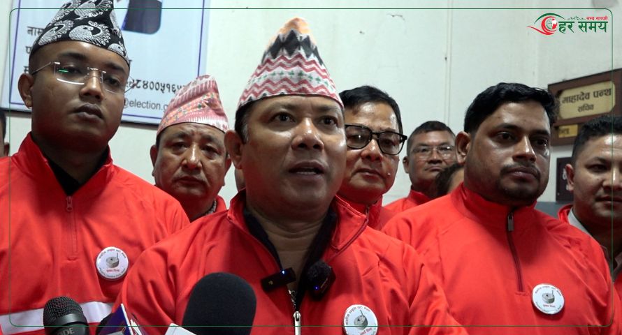 नयाँ पार्टी दर्ताका लागि रेशम चौधरीद्वारा निर्वाचन आयोगमा निवेदन [भिडियोसहित]