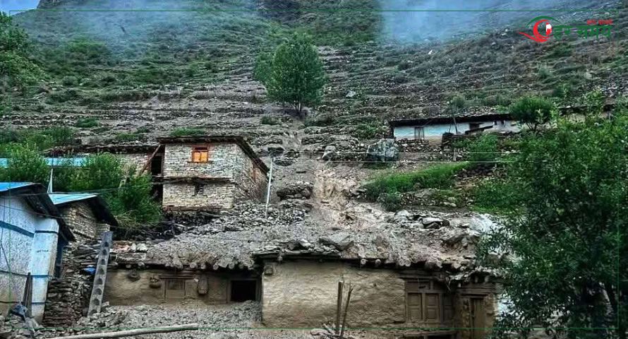 डोल्पाको रिवा गाउँमा पहिरोले ५३ घरमा क्षति