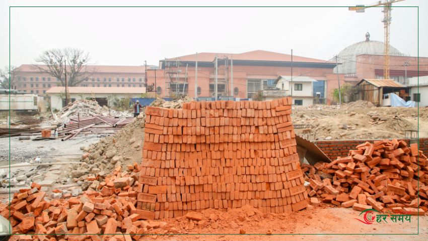 नवनिर्वाचित सांसद तयार, सिंहदरबारको संसद् भवन अझै निर्माणकै पर्खाइमा