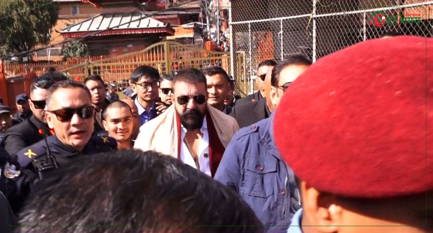  पशुपतिनाथ दर्शनपछि दिल्ली फर्किए सञ्जु