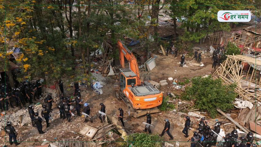 थापाथलीस्थित सुकुम्बासी बस्तीमा चल्यो डोजर