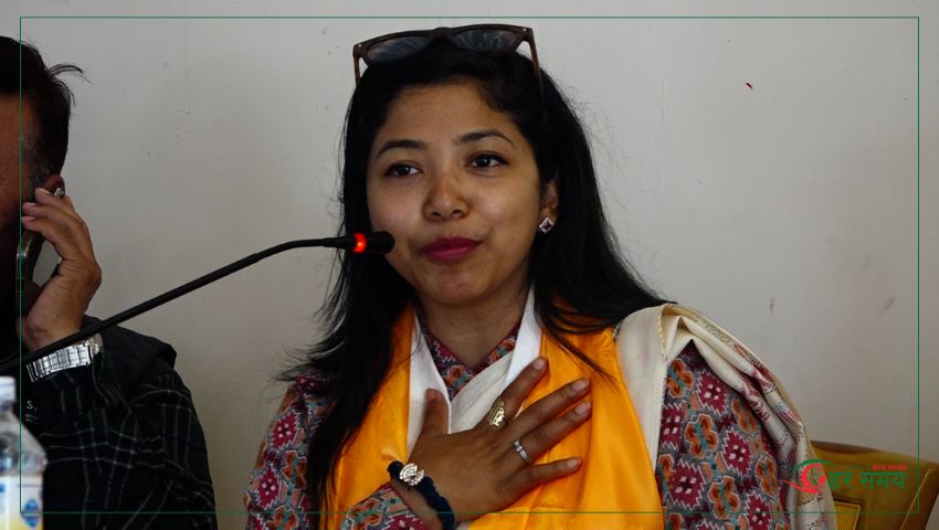 सार्वजनिक भवनको अनुगमनपछि डंगोलले भनिन् : सहयोगका लागि प्रतिबद्ध छौं