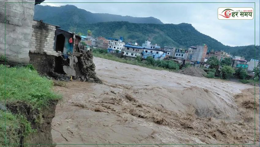 तिनाउको बाढीले बुटवलमा दुई घर बगायो, तीन घरमा क्षति
