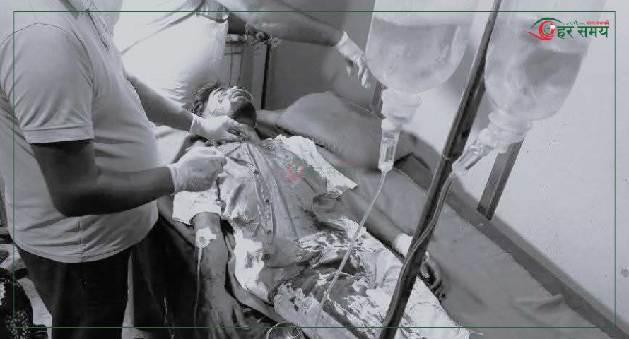 प्रेमीमाथि छुरा प्रहार : घरको छतबाट हामफाल्दा युवती घाइते