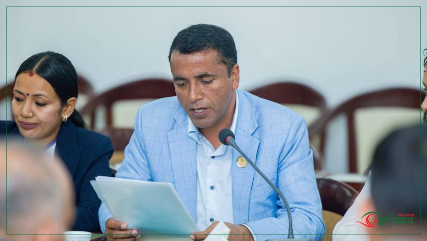 प्रधानमन्त्रीसँग बागमतीका सांसदको भेट: दुलालले उठाए विकास र जनजीविकाका ८ एजेन्डा