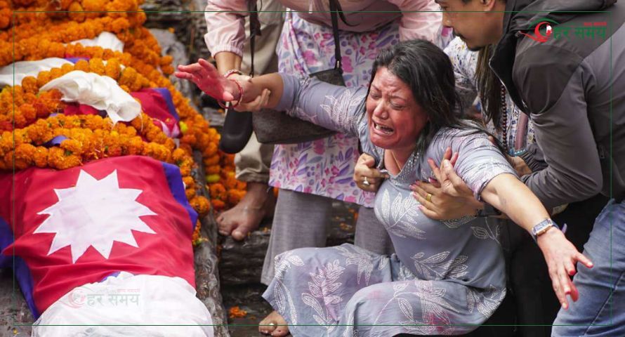 आर्यघाटमा मृतकका आफन्त विक्षिप्त, शुभेच्छुक भावविह्वल